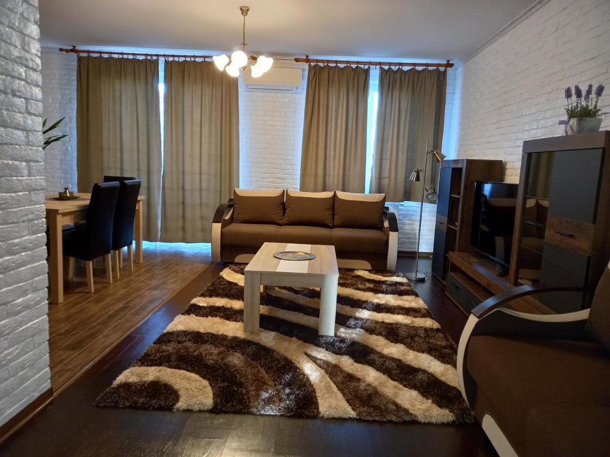 Thermal Apartman Hajdúszoboszló المظهر الخارجي الصورة